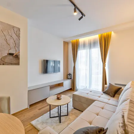 Aurelia Lux 3* 즐라티보